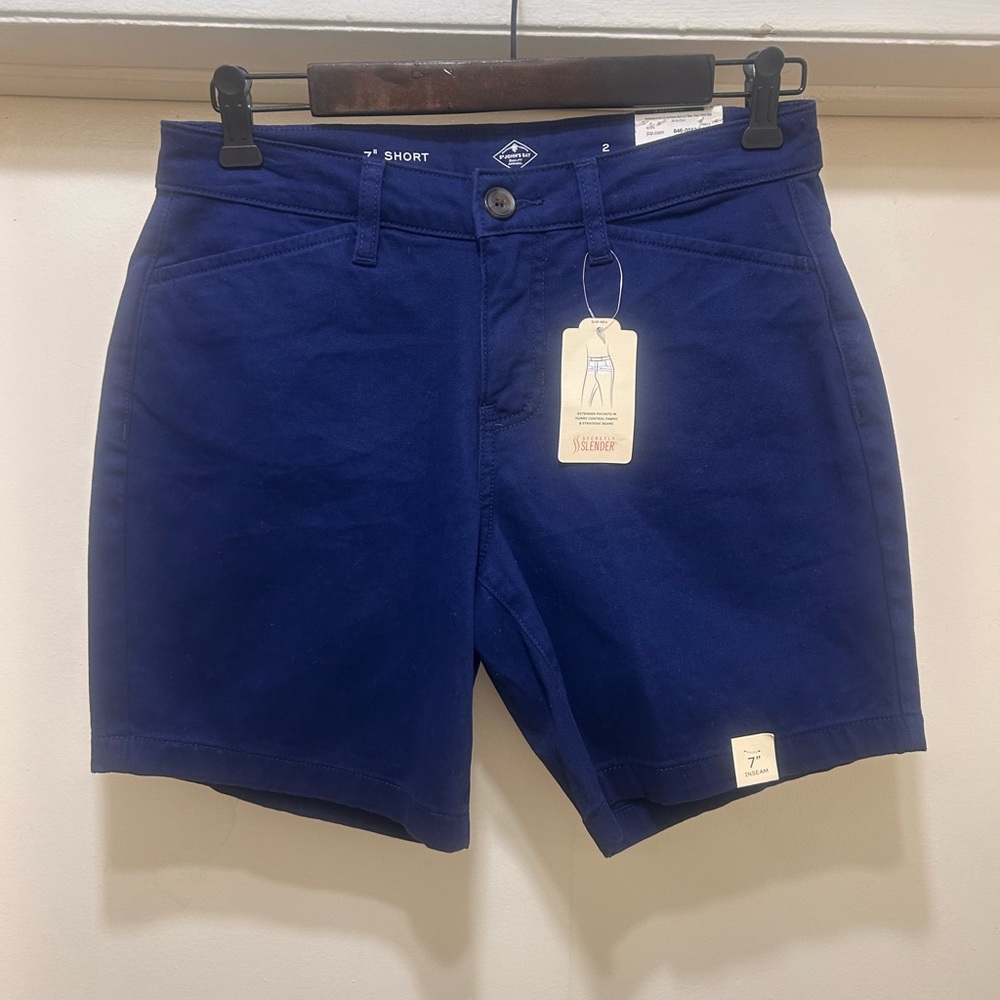 St Johns Bay 7" Shorts Size 2 Womens Navy Blue Twill Casual Secretly Slender NWT